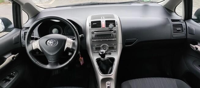 Toyota Auris 1.6 benzyna rok 2008/09