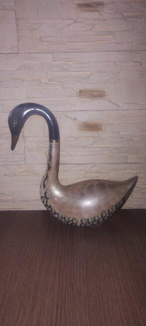 Kaczka wykonana z mosiądzu ręcznie malowana