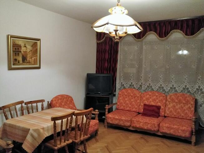 Pokój atrakcyjny w meszkaniu samodzielnym