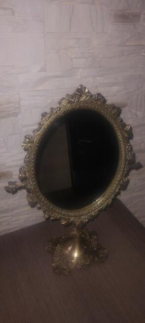 Piękne stojące, ruchome lustro z mosiądzu