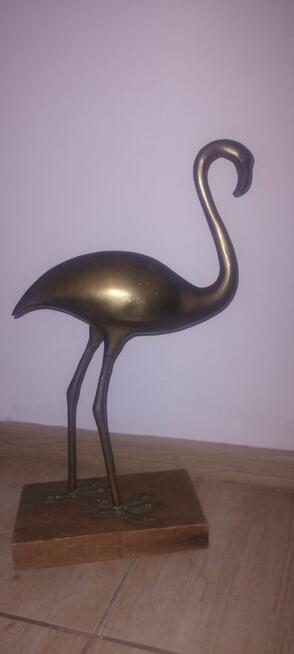 Piękny mosiężny ptak Żòraw wykonany z mosiądzu