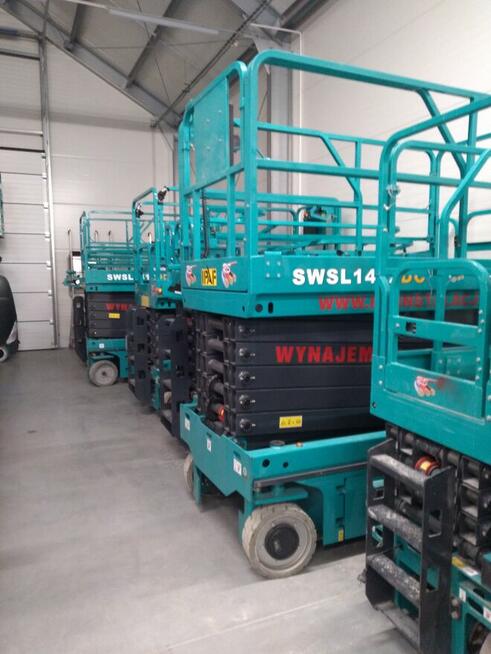 Podnośnik nożycowy Września