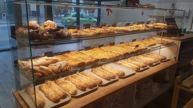 Odstąpię piekarnię z pełnym wyposażeniem