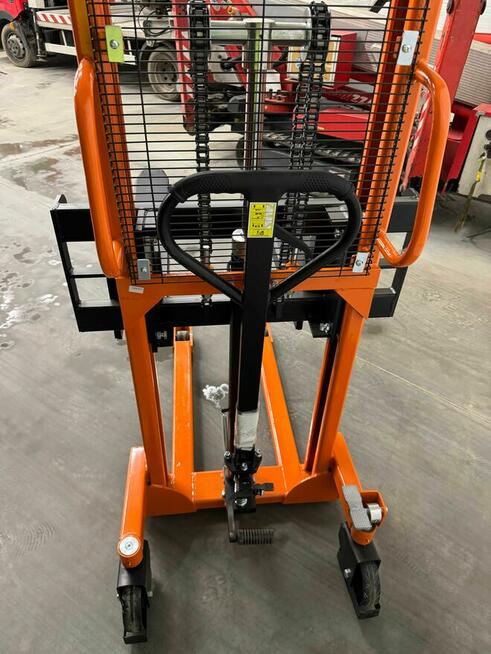 Paleciak 1,6m, Żuraw warsztatowy 2T wynajem GNIEZNO