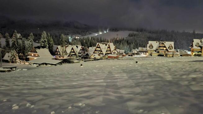 Noclegi obok wyciagu wolne terminy na ferie 2025
