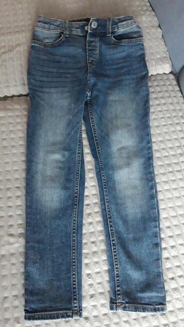 Ubrania chłopięce 122/128