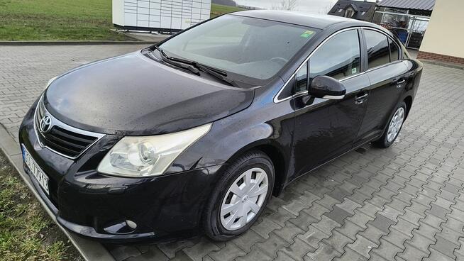 Toyota Avensis 1.6 benz salon PL