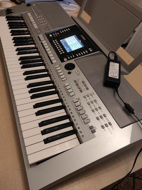 Keyboard Yamaha PSR S 910