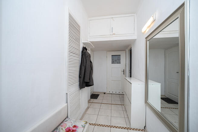 Okazja! Mieszkanie po remoncie blisko Metra