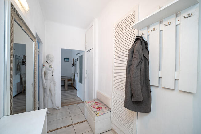 Okazja! Mieszkanie po remoncie blisko Metra