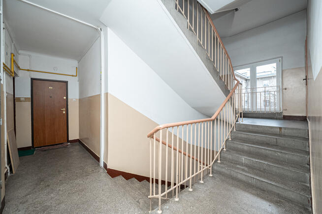 Okazja! Mieszkanie po remoncie blisko Metra