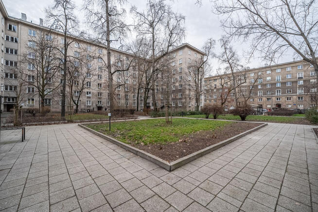 Okazja! Mieszkanie po remoncie blisko Metra