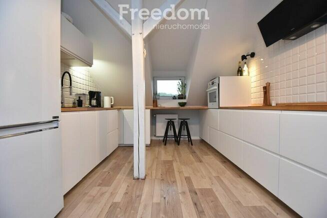 Duży dom 360 m2/3 mieszkania/pod najem/ogród/garaż