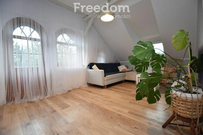 Duży dom 360 m2/3 mieszkania/pod najem/ogród/garaż