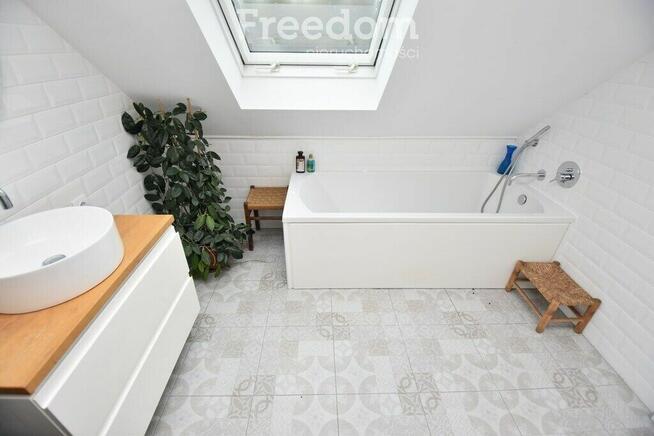 Duży dom 360 m2/3 mieszkania/pod najem/ogród/garaż