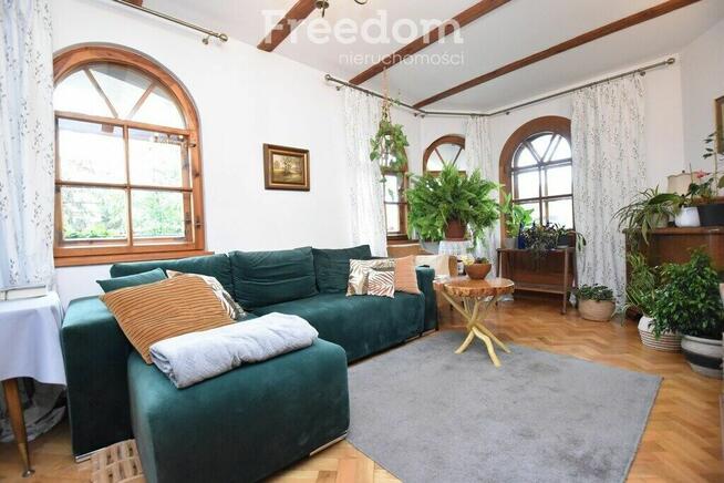 Duży dom 360 m2/3 mieszkania/pod najem/ogród/garaż