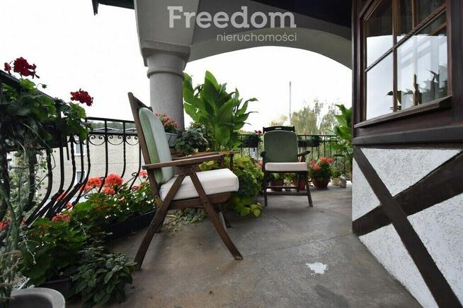 Duży dom 360 m2/3 mieszkania/pod najem/ogród/garaż