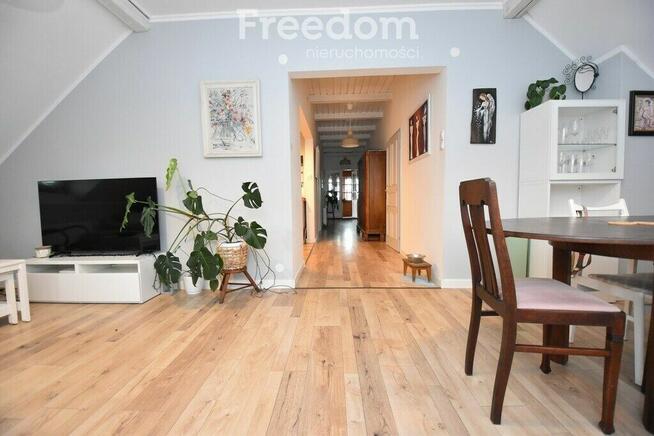 Duży dom 360 m2/3 mieszkania/pod najem/ogród/garaż