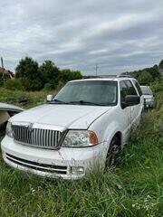 Lincoln Navigator 5.4 AWD 2005. Uszkodzony