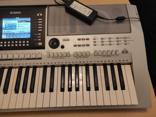 Keyboard Yamaha PSR S 910