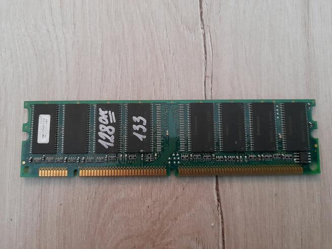 Pamięć SDRAM PC133 128MB