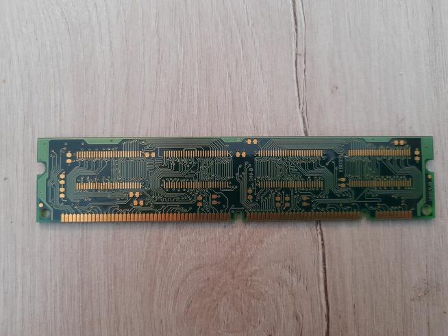 SDRAM PC133 64MB