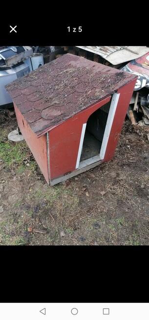 Buda dla dużego psa, ocieploną