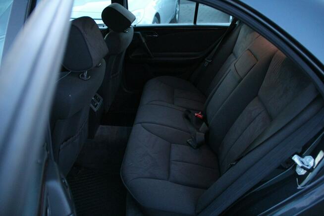 Mercedes E 220 klimatyzacja,zarejestrowany