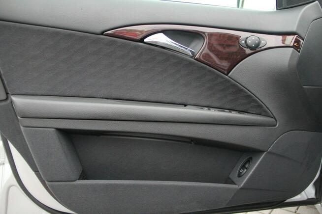 Mercedes E 280 Zarejestrowany*Serwis*Automat*Alufelgi