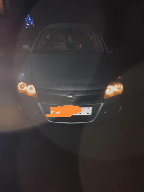 Sprzedam Astrę H 1.6 2004r 105km