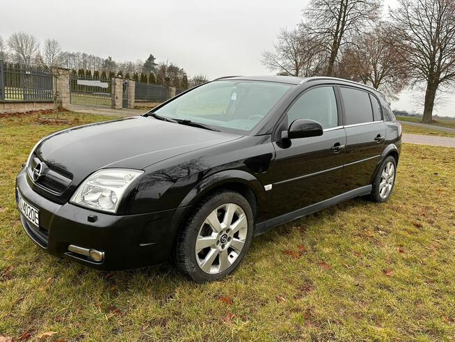 Opel Signum 2.0T 2004 Benzyna + LPG – Ekonomiczny i zadbany