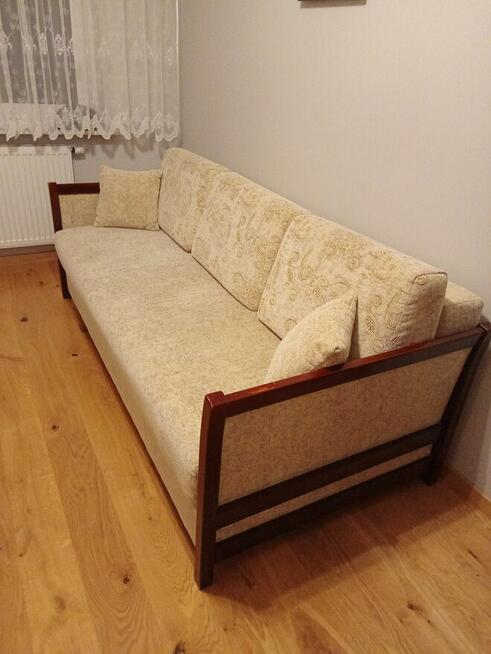 sprzedam kanapę rozkładana z pojemnikiem