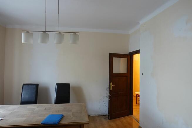 Lokal z przeznaczeniem na mieszkanie lub biuro! CENTRUM