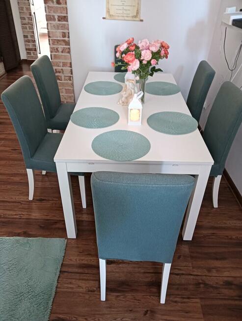 Duży rozkładany stół+6 krzeseł