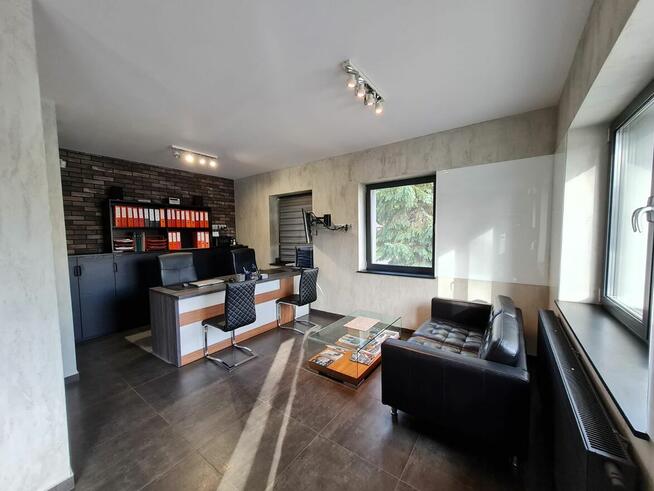 Sprzedam Hale, magazyny, biurowiec, socjalne