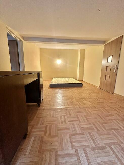 Nietuzinkowe mieszkanie na strychu- ul. Próchnika