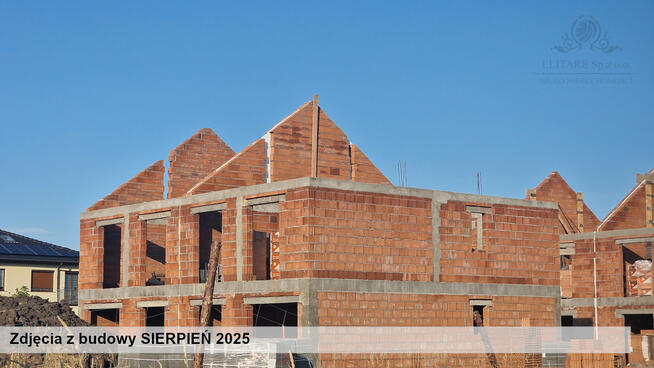 REZERWACJA/Dom w zab. bliźniaczej 105,27m2 z garżem i z pompą ciepła/Iwiny