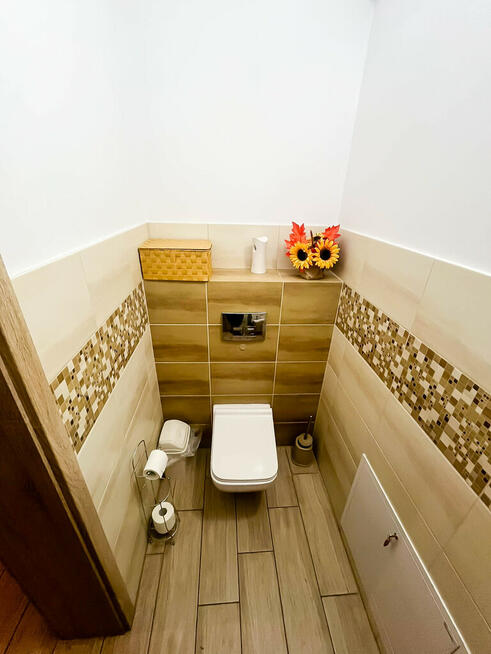 Nowy dom 187m2 + lokal użytkowy 45m2 Rynek Ćmielów