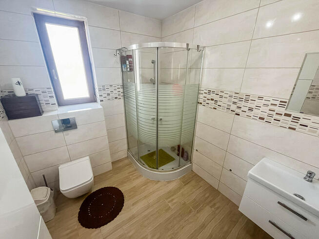 Nowy dom 187m2 + lokal użytkowy 45m2 Rynek Ćmielów