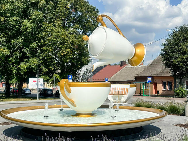 Nowy dom 187m2 + lokal użytkowy 45m2 Rynek Ćmielów