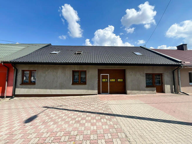 Nowy dom 187m2 + lokal użytkowy 45m2 Rynek Ćmielów
