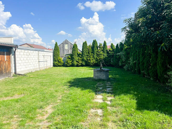 Nowy dom 187m2 + lokal użytkowy 45m2 Rynek Ćmielów