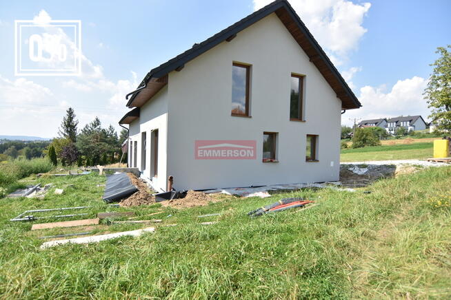 Dom w zabudowie bliźniaczej w dobrej lokalizacji