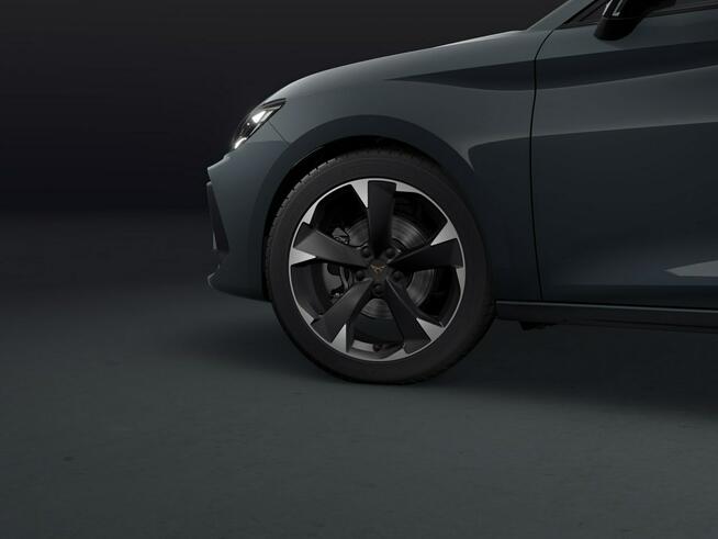 Cupra Leon 150KM - DSG - Pakiet EDGE - Pakiet Zimowy - Opony zimowe gratis!