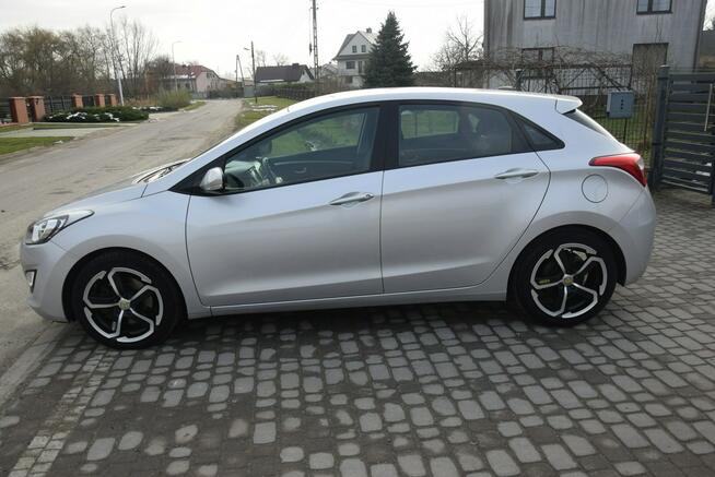 Hyundai i30 1.6D Navi/ Kamera/ 2 KPL KÓŁ/ Sprowadzony/Opłacony