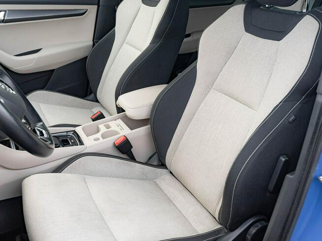 Škoda Karoq 2.0 TDI 4x4 Style Podgrz.f Ambient K.cof Aktywny Tempomat Salon PL