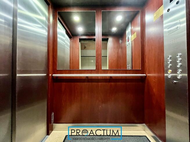 Lokal biurowy w sercu Starówki! winda,balkon