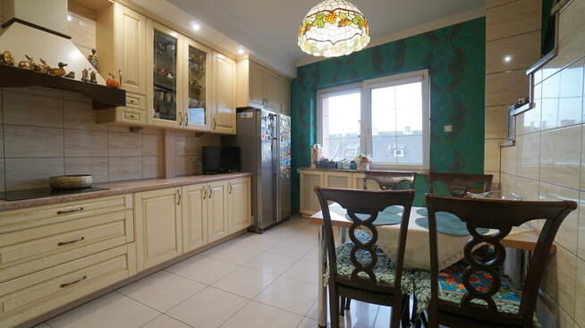 Dom Łomża, Aleja Legionów