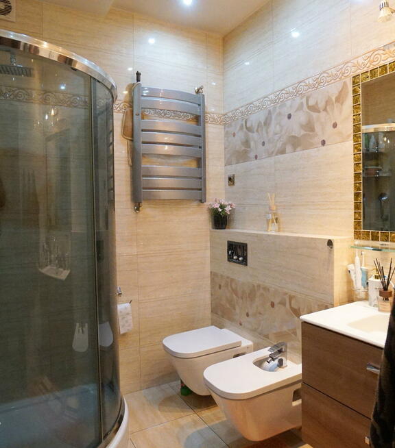 Dom Łomża, Aleja Legionów