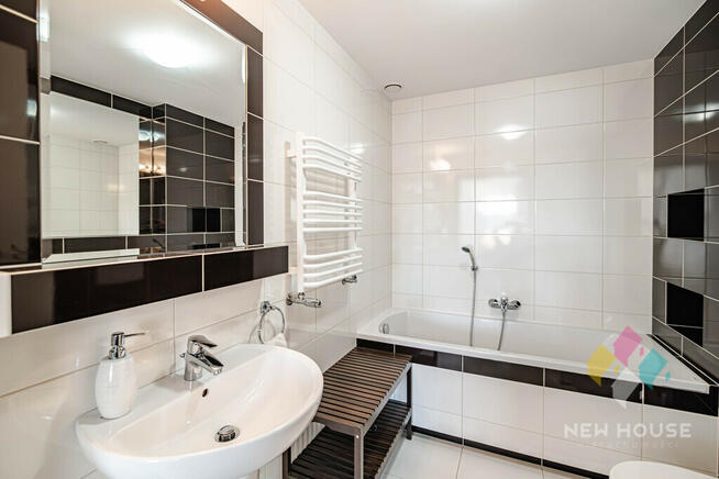 Kołatek, apartament na I piętrze, jez. Pluszne